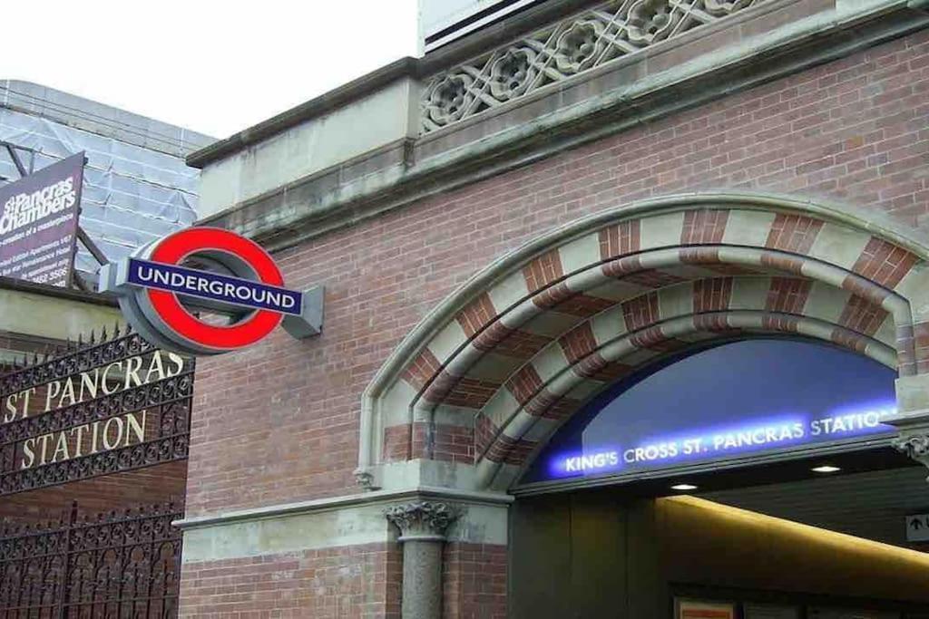 Appartamento Entire Flat In Euston-Kings Cross Londra Esterno foto